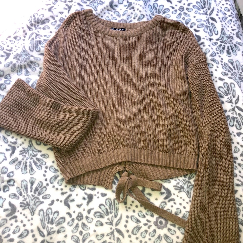 Brown knitted sweatshirt